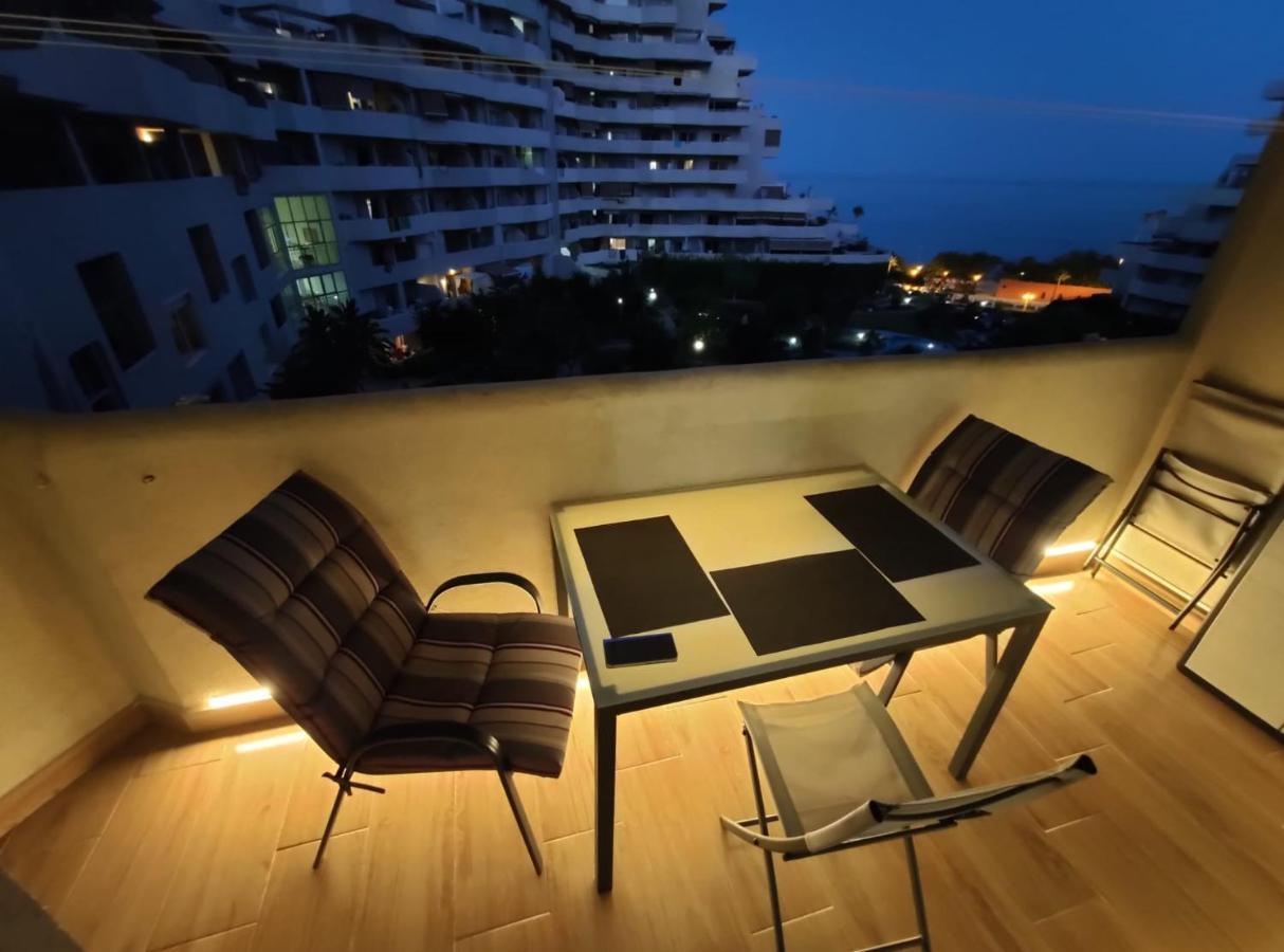 Apartamento En Benalbeach เบนัลมาเดนา ภายนอก รูปภาพ